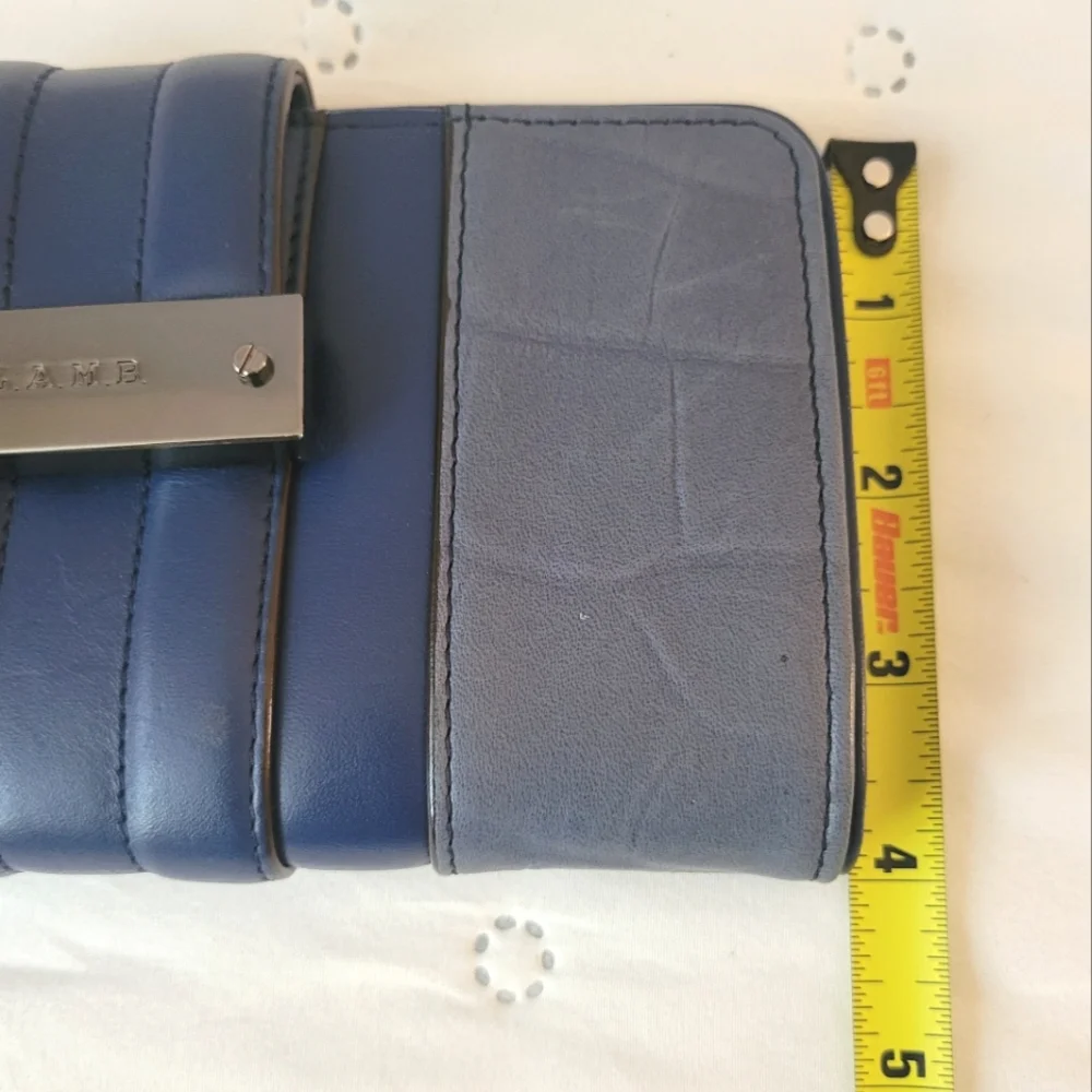 Gwen Stefani L.A.M.B wallet